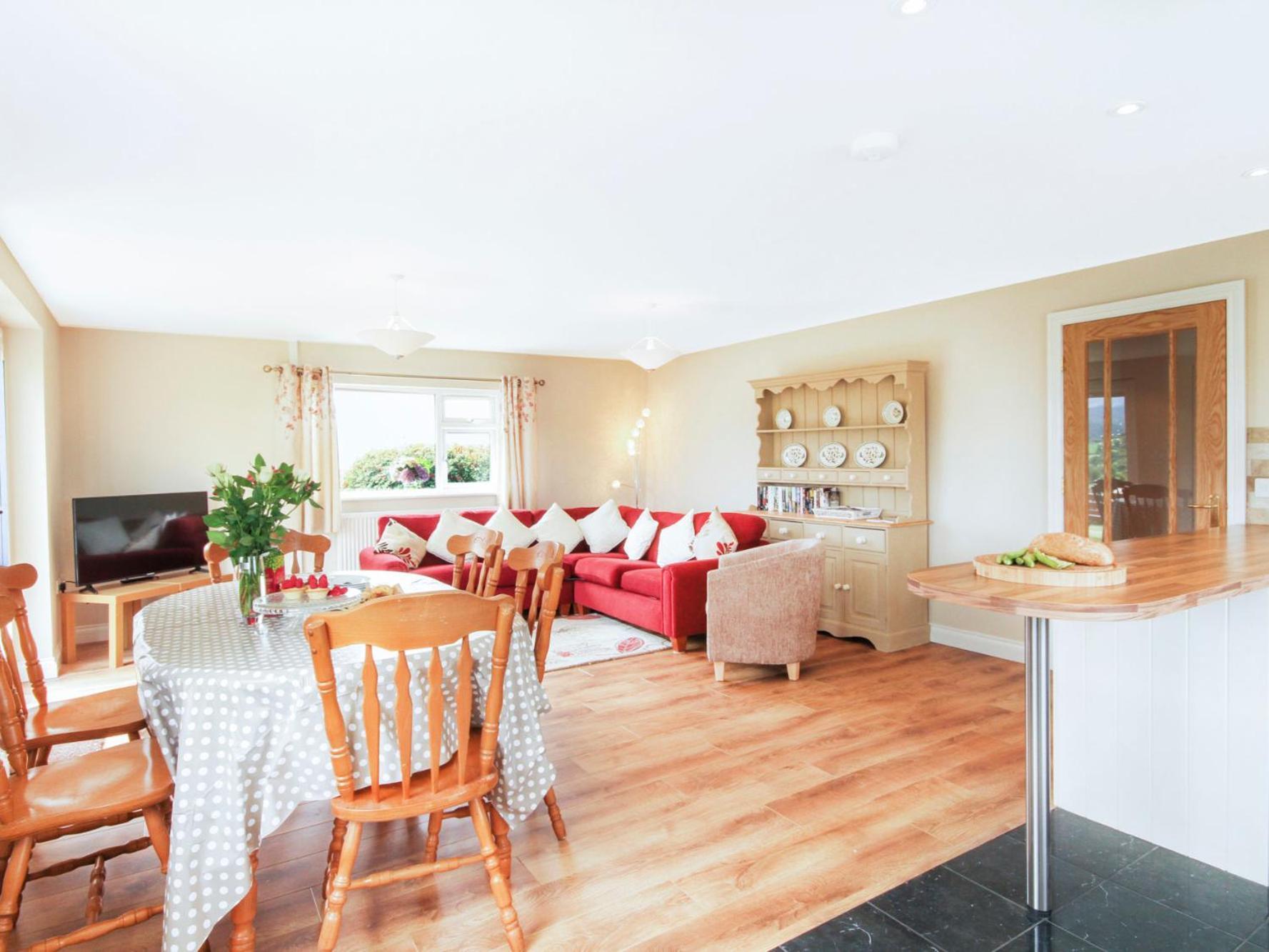 Coed Bolyn Lodge Llanddeiniolen Extérieur photo